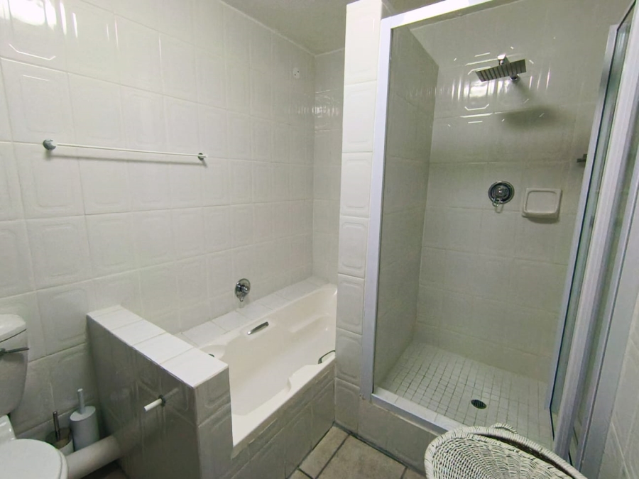 2 Bedroom Property for Sale in Hartenbos Central Western Cape
